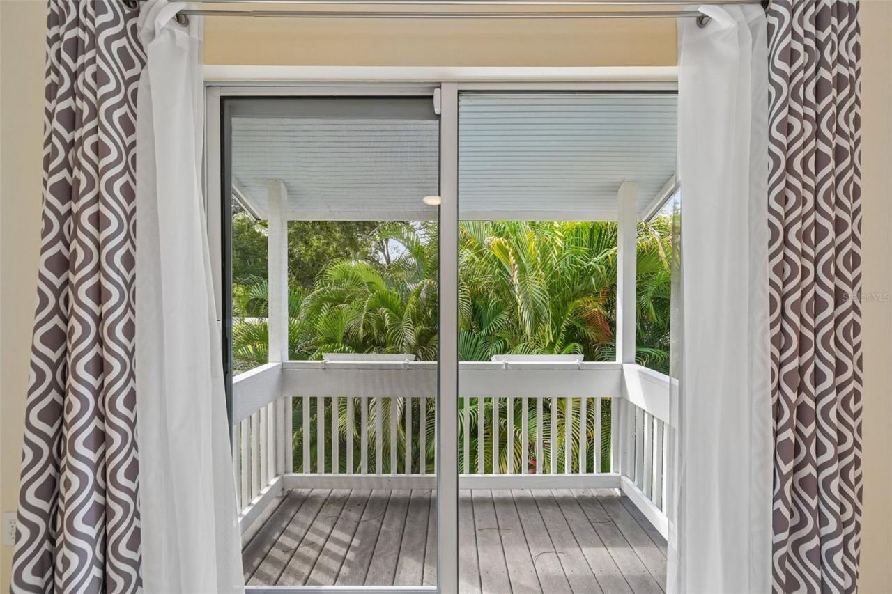 817 Oak Vista Drive , Sarasota, FL 34232 Photo