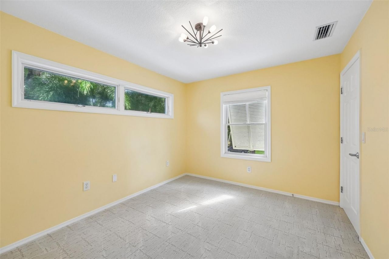 817 Oak Vista Drive , Sarasota, FL 34232 Photo