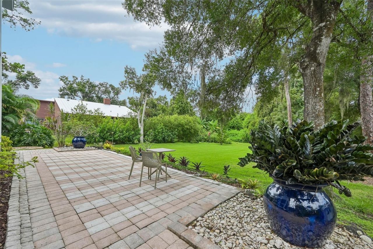 817 Oak Vista Drive , Sarasota, FL 34232 Photo