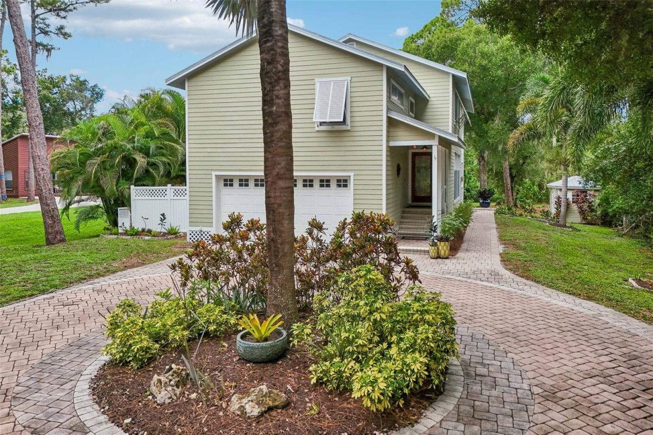 817 Oak Vista Drive , Sarasota, FL 34232 Photo