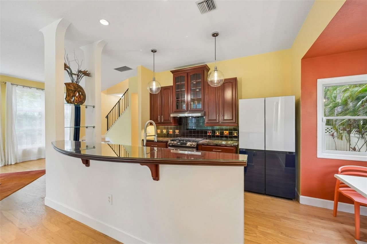 817 Oak Vista Drive , Sarasota, FL 34232 Photo