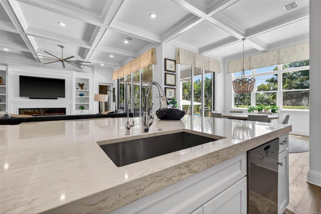 1341 Monterey Boulevard Ne, Saint Petersburg, FL 33704 Photo