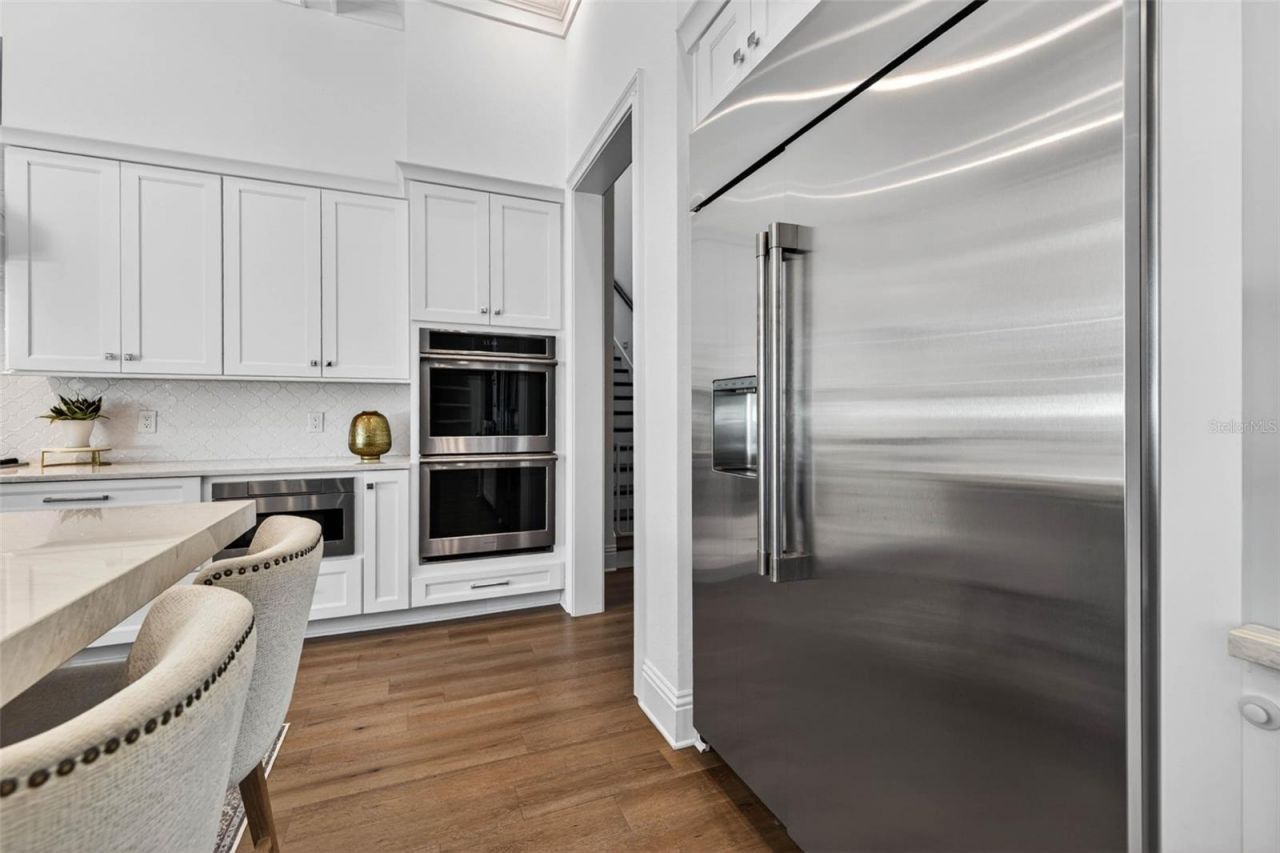 1341 Monterey Boulevard Ne, Saint Petersburg, FL 33704 Photo