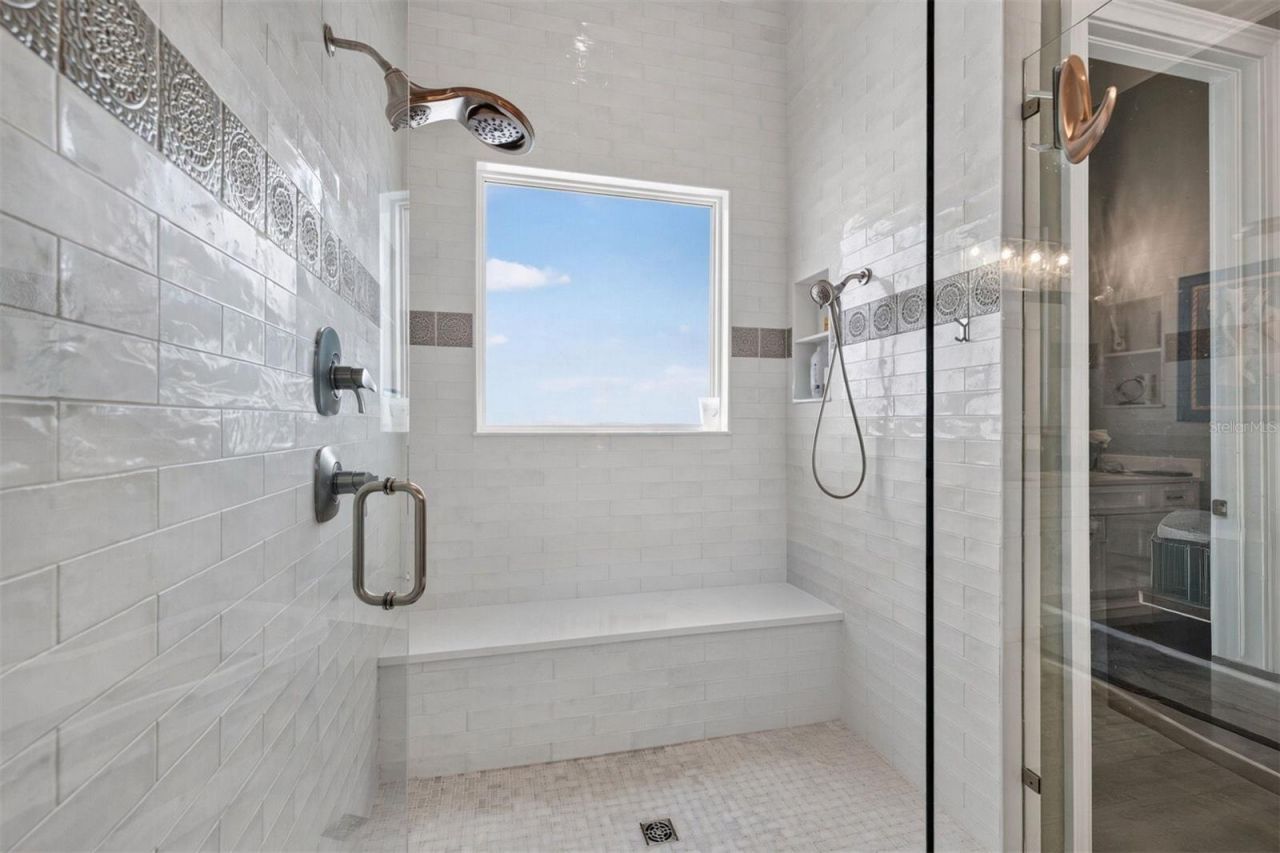 1341 Monterey Boulevard Ne, Saint Petersburg, FL 33704 Photo