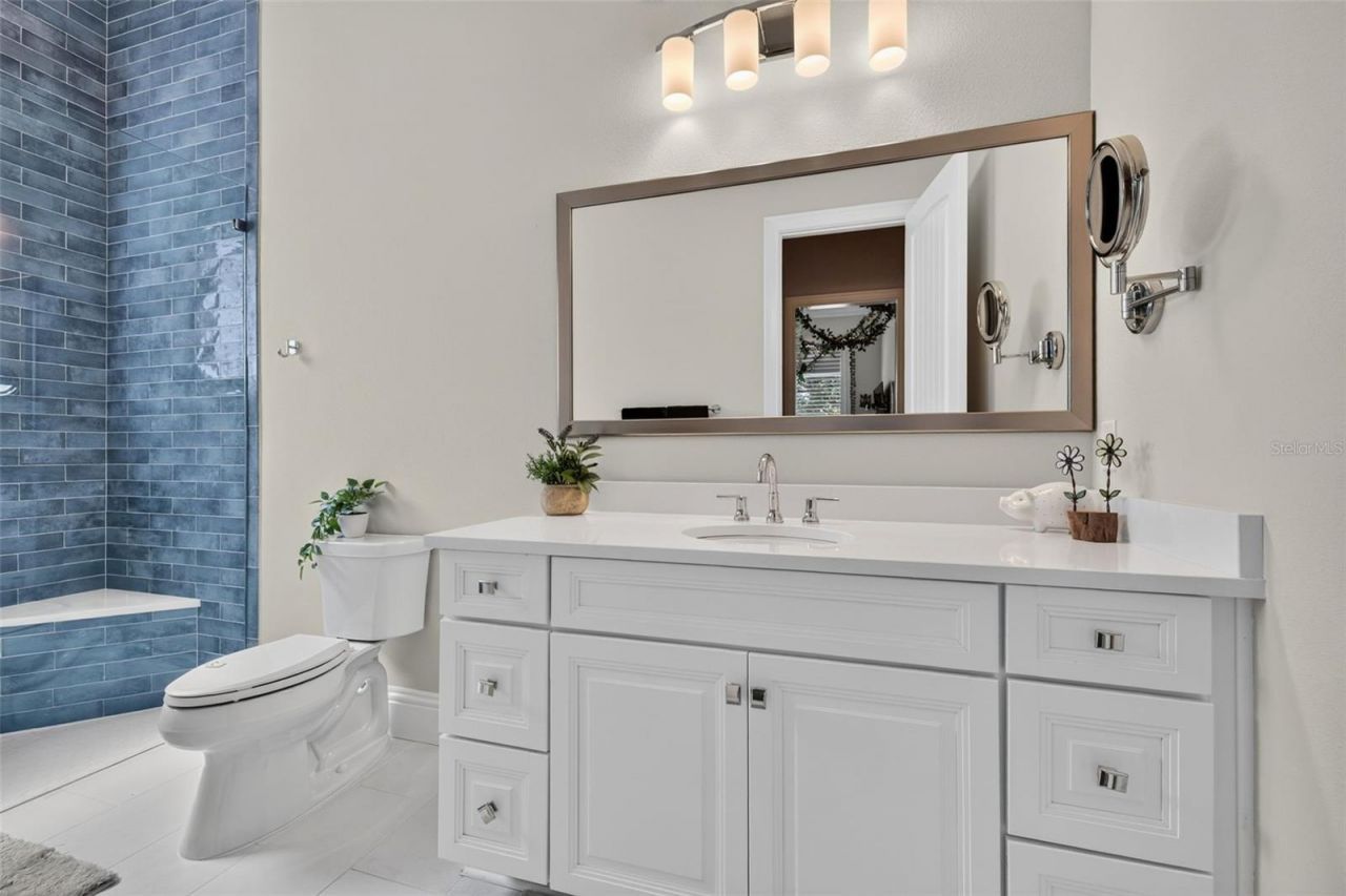 1341 Monterey Boulevard Ne, Saint Petersburg, FL 33704 Photo
