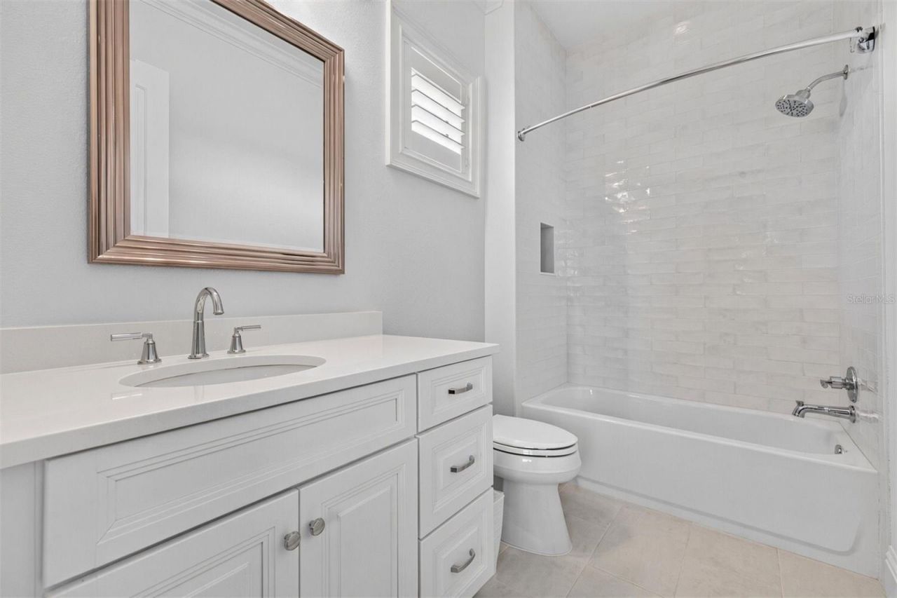 1341 Monterey Boulevard Ne, Saint Petersburg, FL 33704 Photo