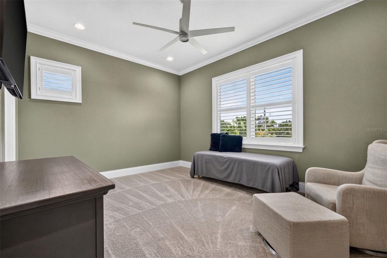 1341 Monterey Boulevard Ne, Saint Petersburg, FL 33704 Photo