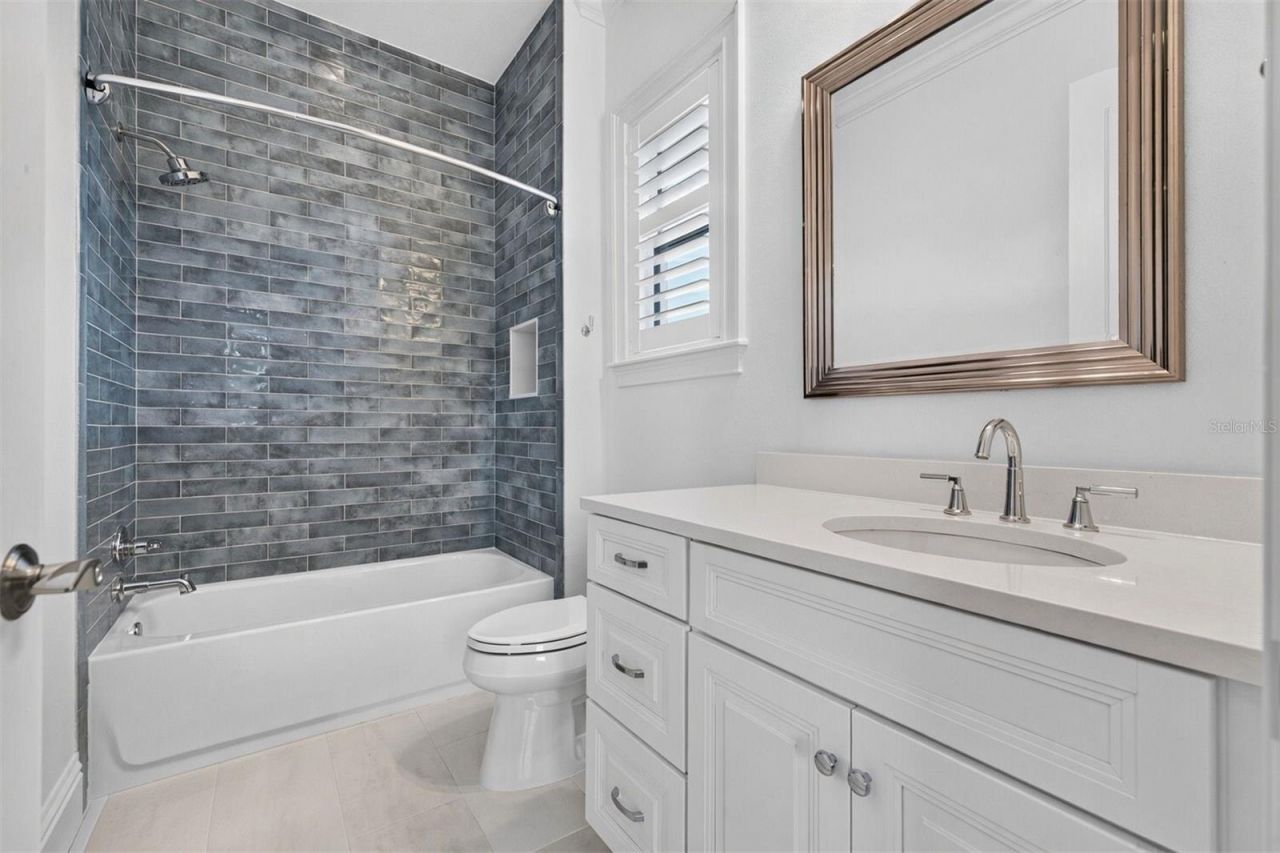 1341 Monterey Boulevard Ne, Saint Petersburg, FL 33704 Photo