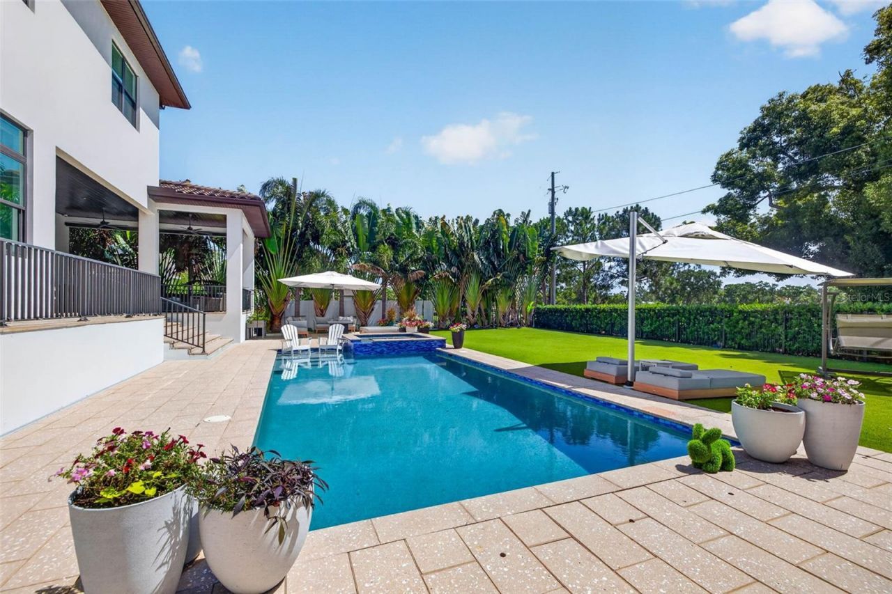 1341 Monterey Boulevard Ne, Saint Petersburg, FL 33704 Photo