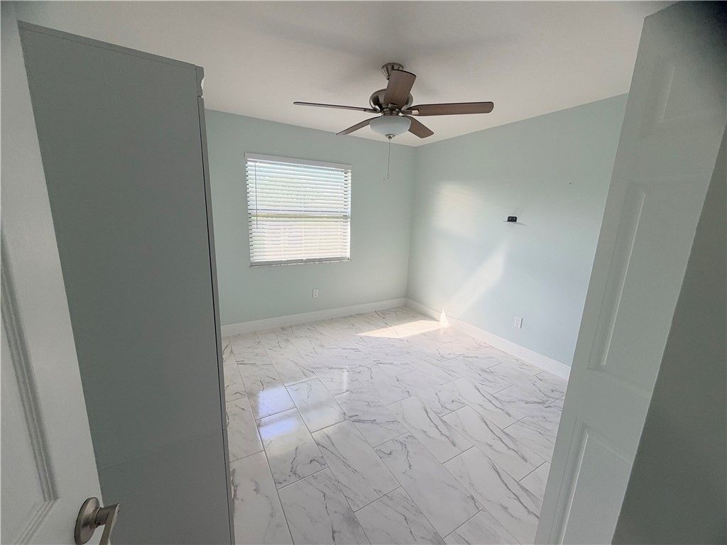 650 Lake Drive, Sebastian, FL 32958 Photo