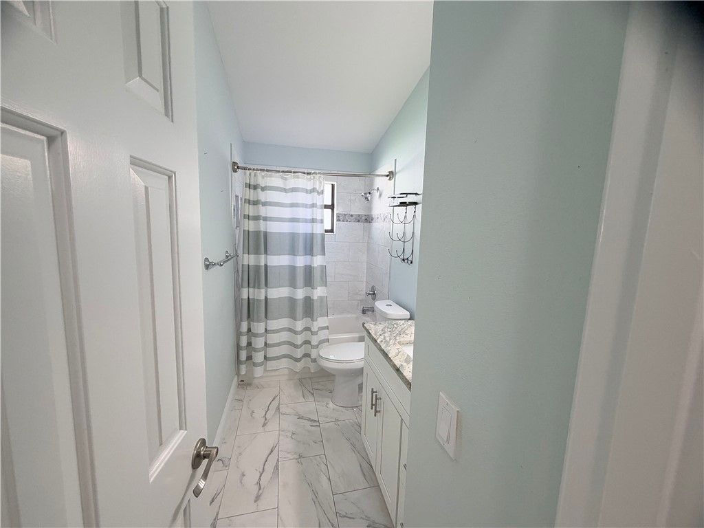 650 Lake Drive, Sebastian, FL 32958 Photo