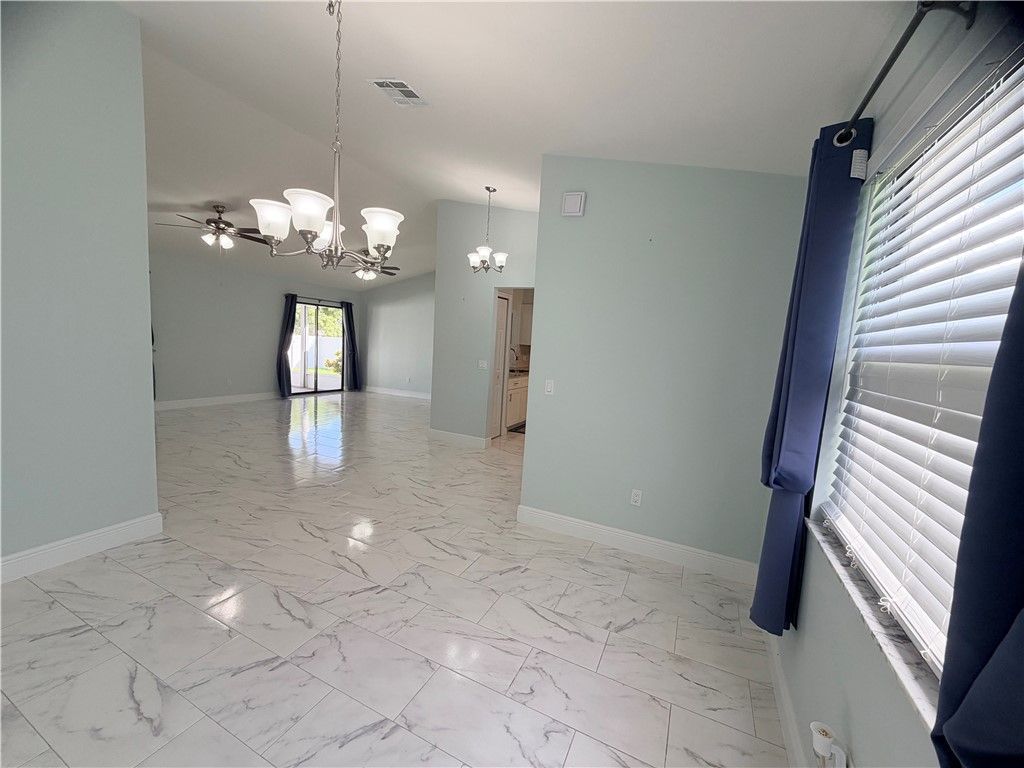 650 Lake Drive, Sebastian, FL 32958 Photo
