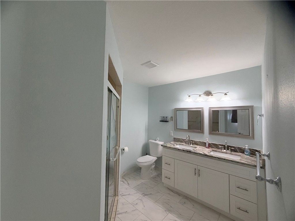 650 Lake Drive, Sebastian, FL 32958 Photo