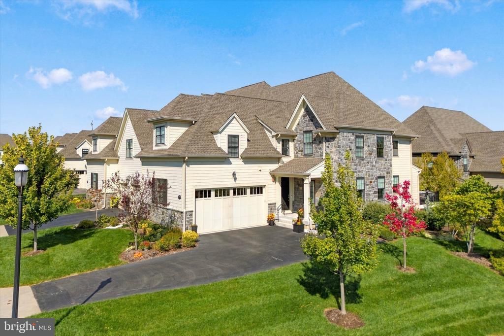 601 BARTRAM COURT, FLOURTOWN, PA 19031