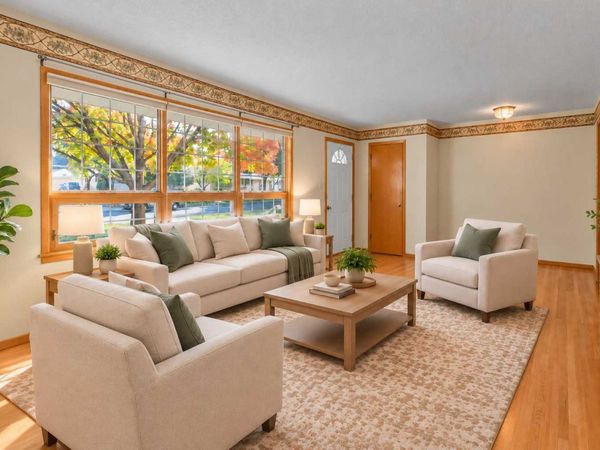 926 Atwood Street S, Shakopee, MN 55379