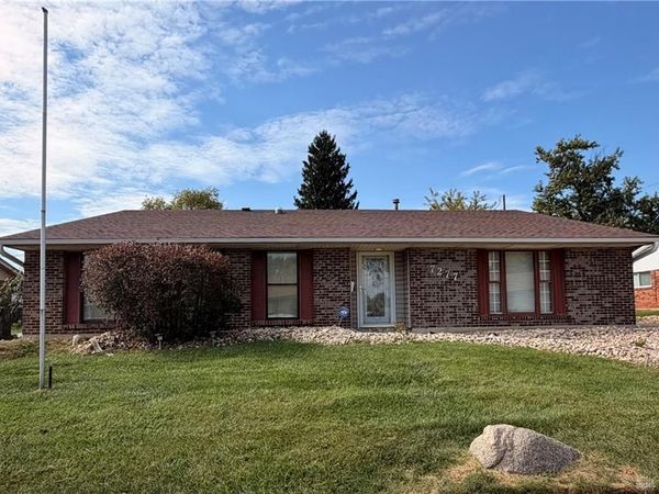 7277 Claircrest Drive, Huber Heights, OH 45424