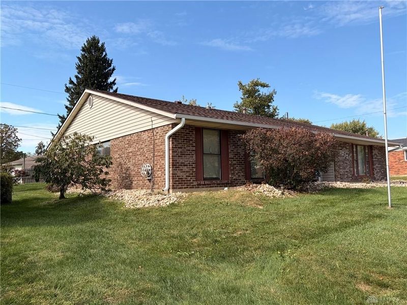 7277 Claircrest Drive, Huber Heights, OH 45424 Photo 3