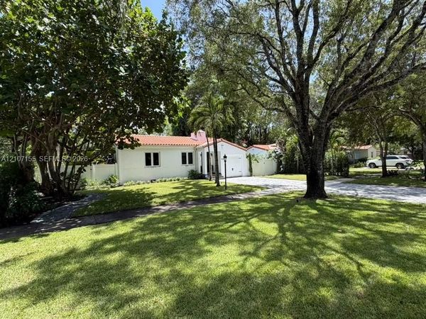 62 NW 105th St , Miami Shores, FL 33150
