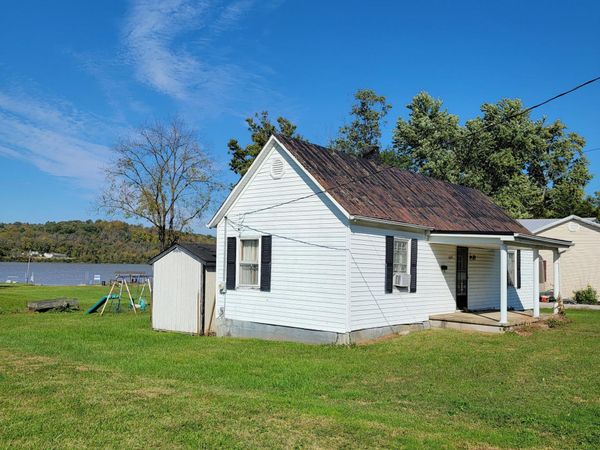609 E 2nd Street, Augusta, KY 41002
