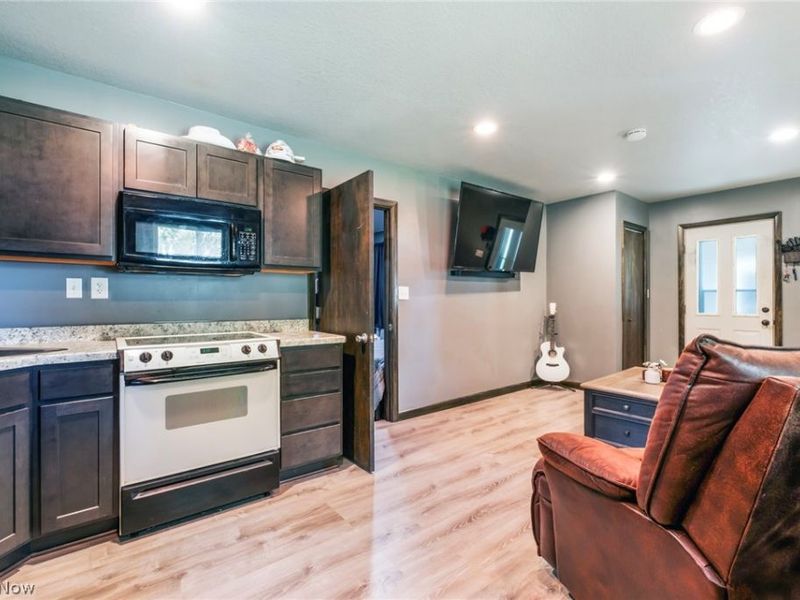 445 Park Avenue, Poland, OH 44514 Photo 9