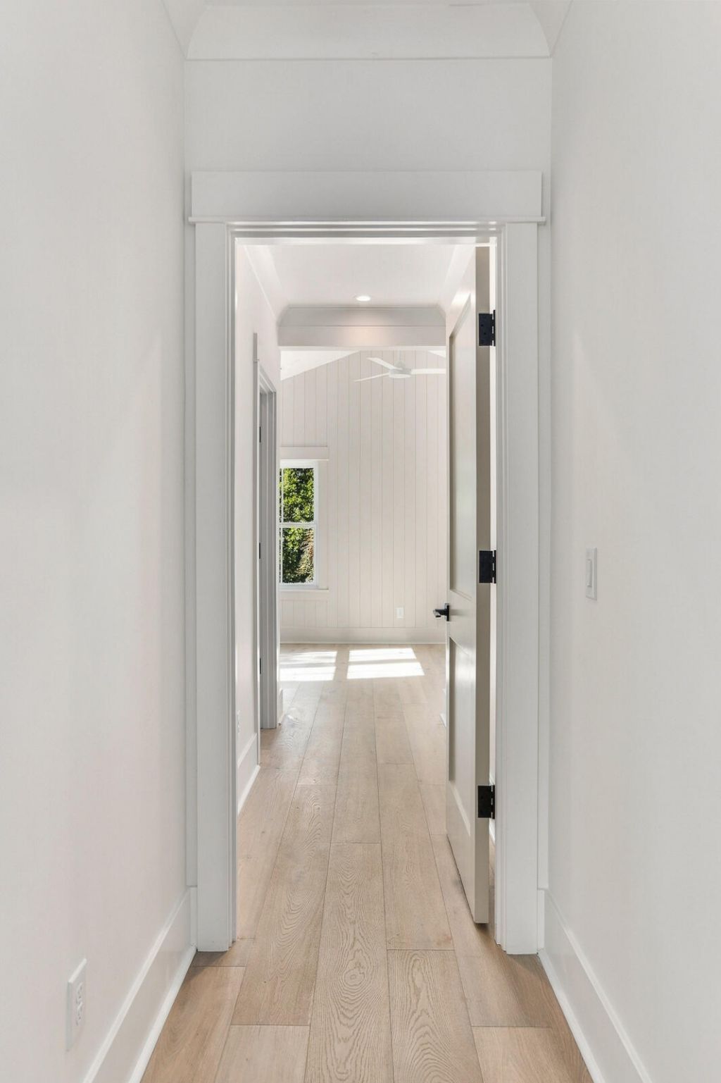 11 25th Avenue Photo 60