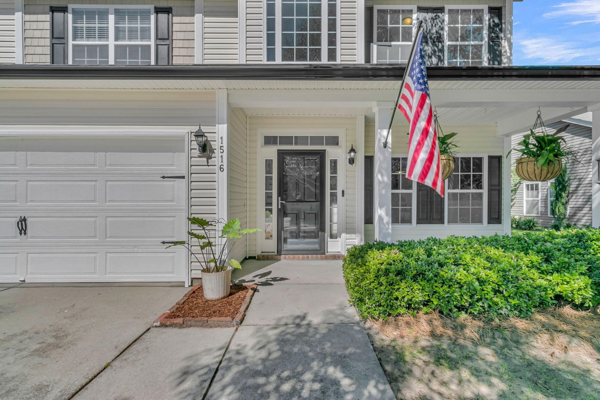 1516 Maple Grove Drive Photo 4