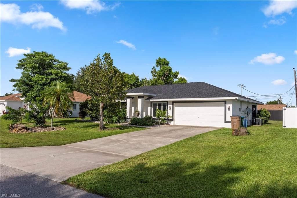 3137 SE 8th Pl, Cape Coral, FL 33904 Photo