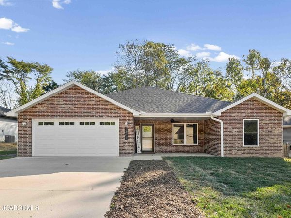 1401 BISCAYNE DRIVE, Jefferson City, MO 65109