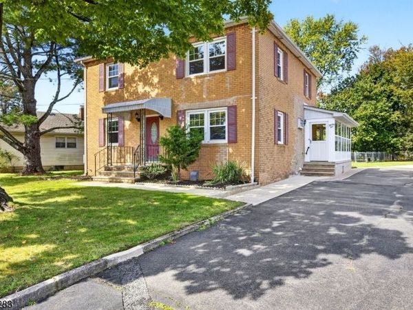 36 Ardmaer Dr, Bridgewater, NJ 08807