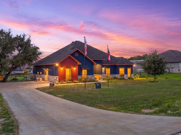 108 CIBOLO WAY, La Vernia, TX 78121