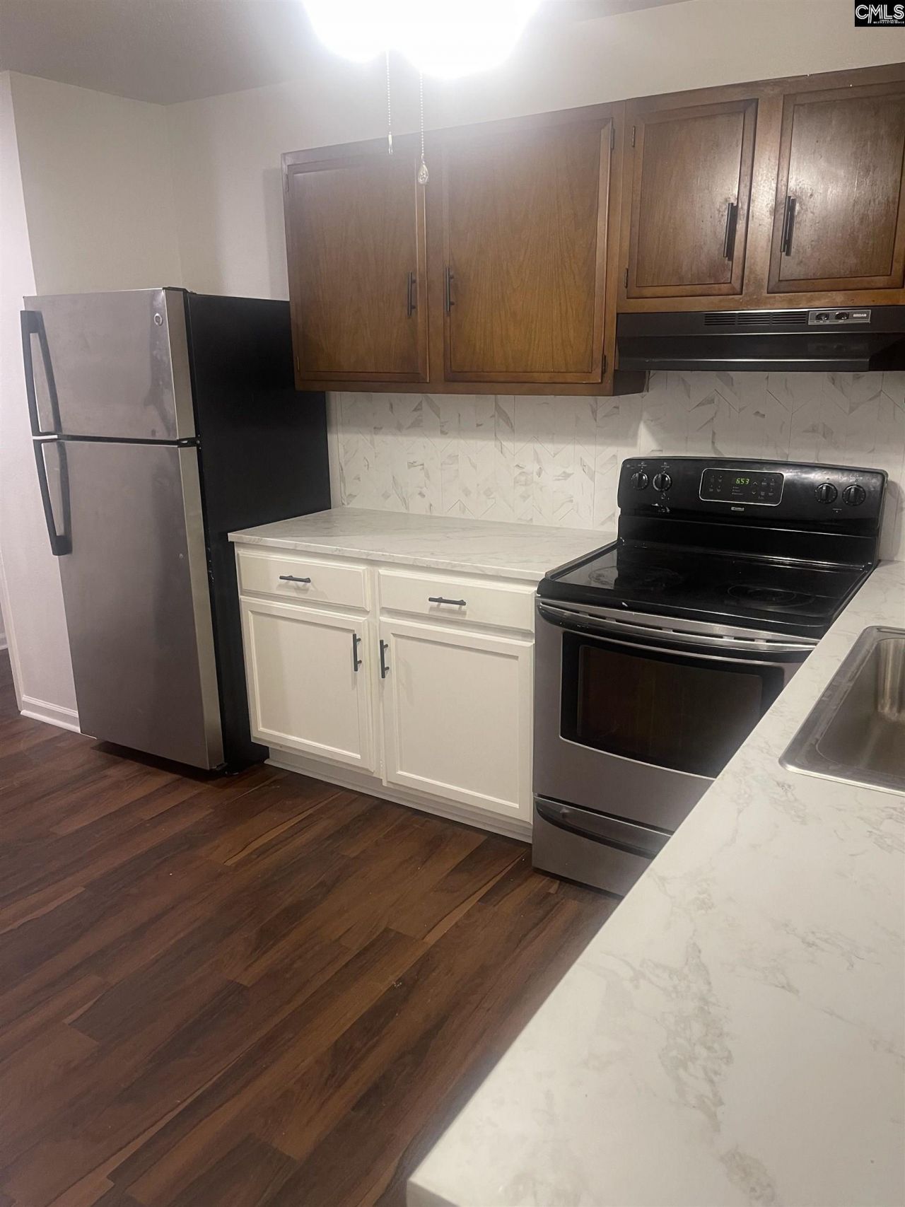 109 Masters Court  Photo 16