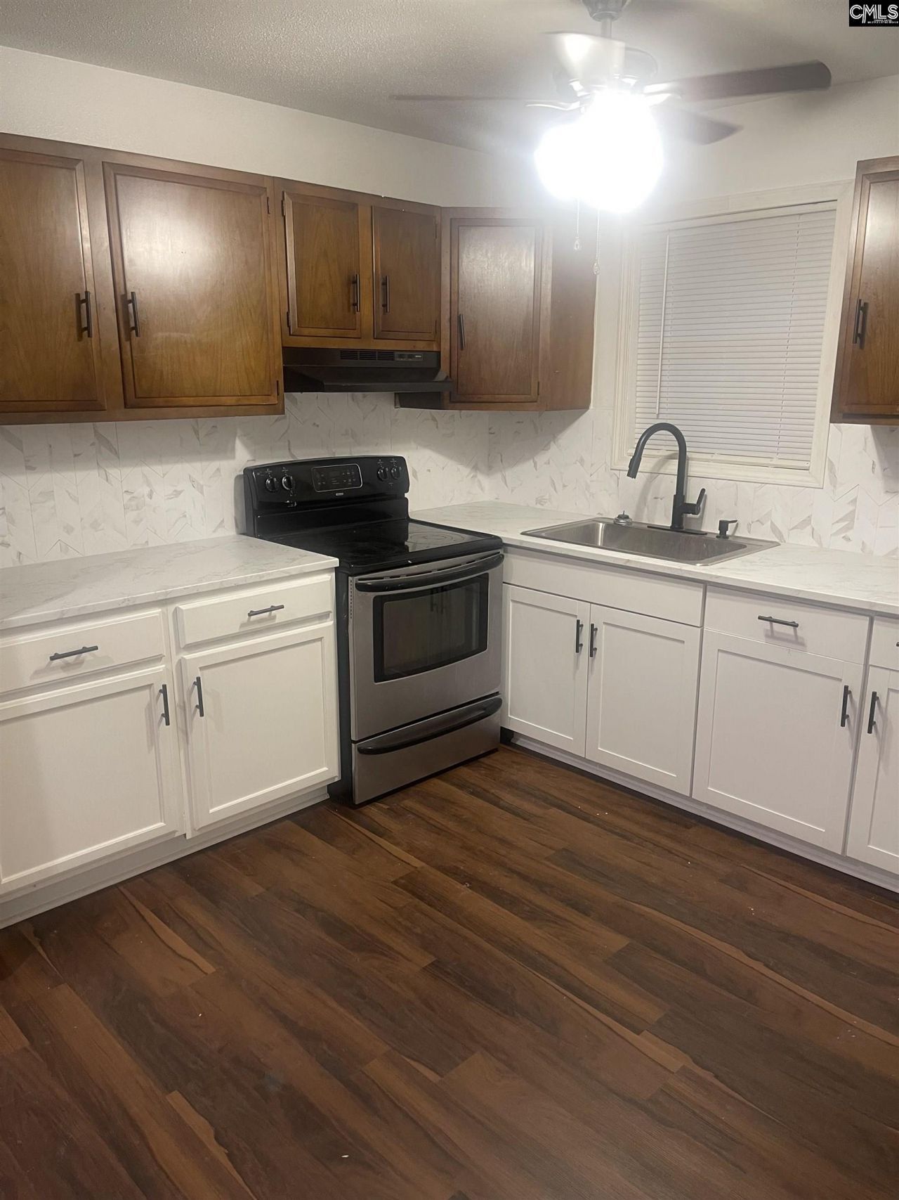 109 Masters Court  Photo 17