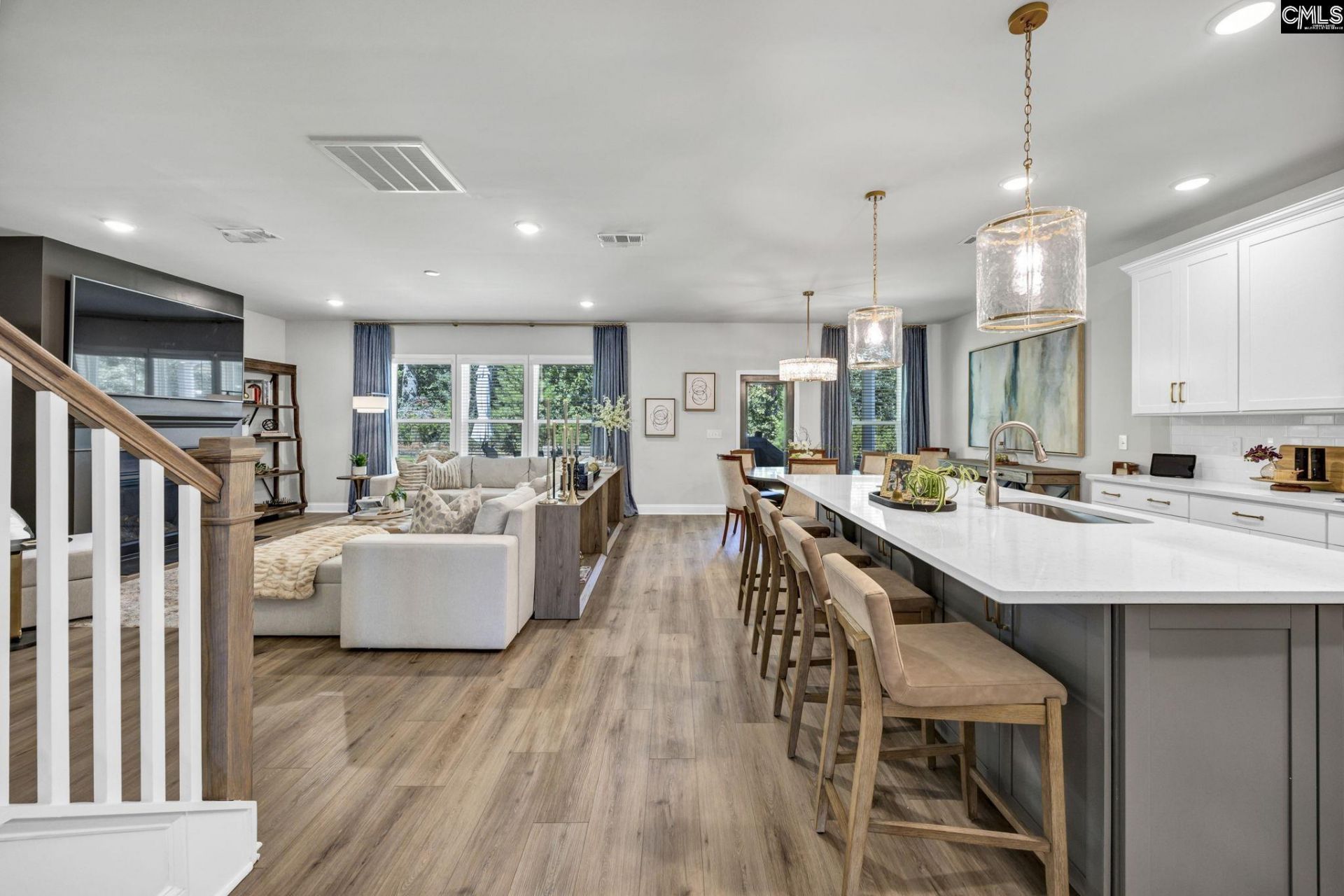 151 Schneider Lane  Photo 8