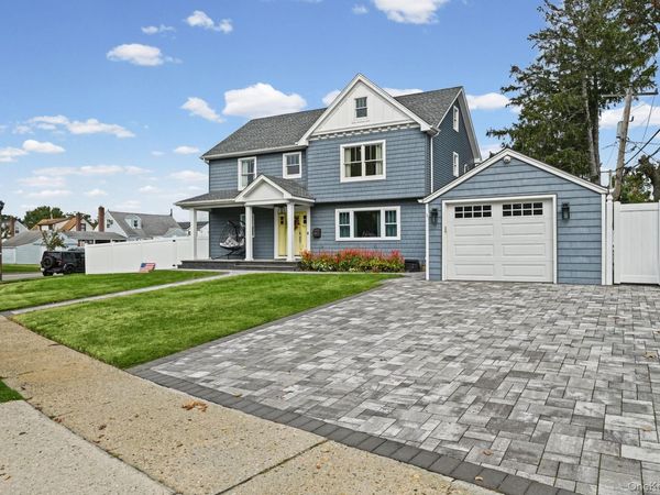 325 Paul Place, West Hempstead, NY 11552
