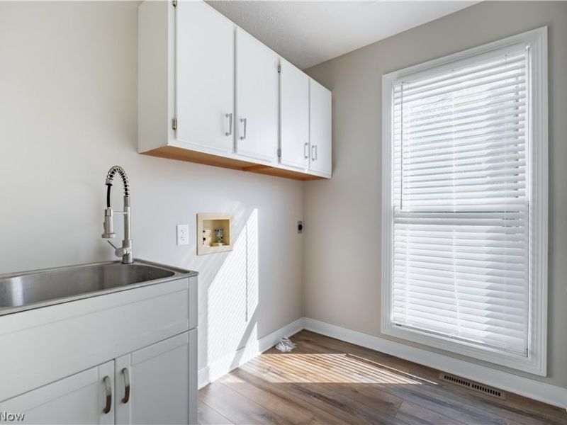 5644 Beverly Avenue NE, Canton, OH 44721 Photo 12