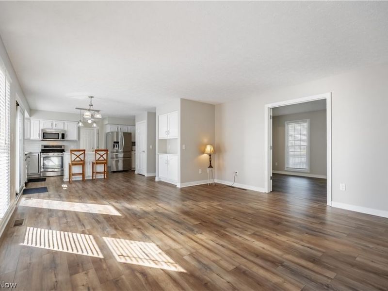 5644 Beverly Avenue NE, Canton, OH 44721 Photo 9