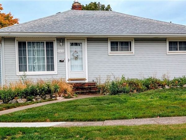 5535 Cumberland Drive, Garfield Heights, OH 44125