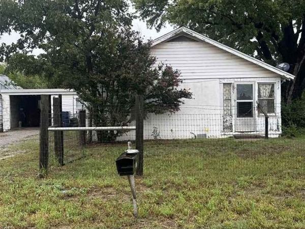 1209 E 12th Street, Stillwater, OK 74074