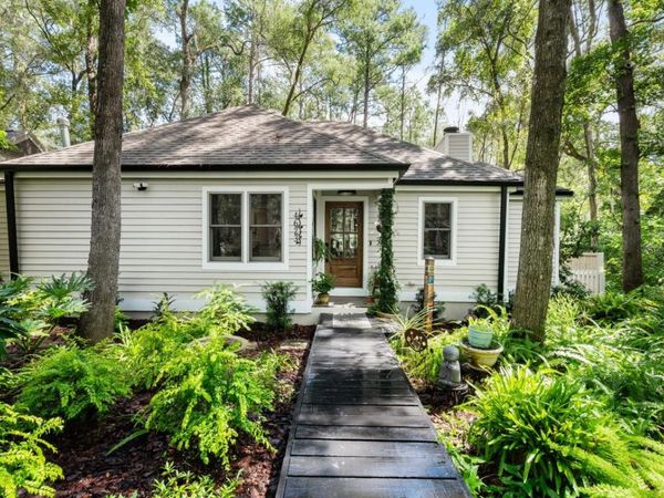 4623 SW 83RD DRIVE , GAINESVILLE, FL 32608