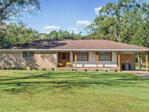 2515 Baxter Road, Wilmer, AL 36587