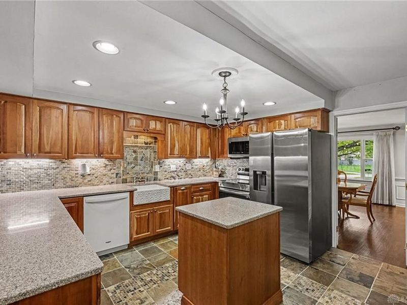 3901 Stonehaven Road, Kettering, OH 45429 Photo 8