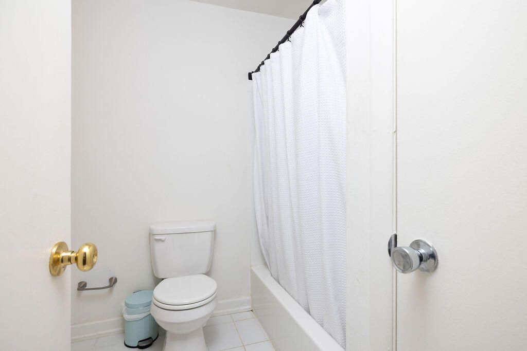 413 Carriage Lane Photo 30