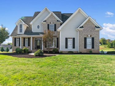 1265 Farmington Drive, Forest, VA 24551