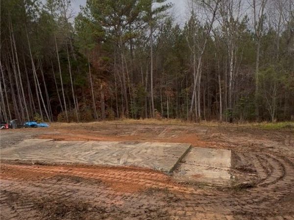 183 Thistlecone Lane, Sanford, NC 27332