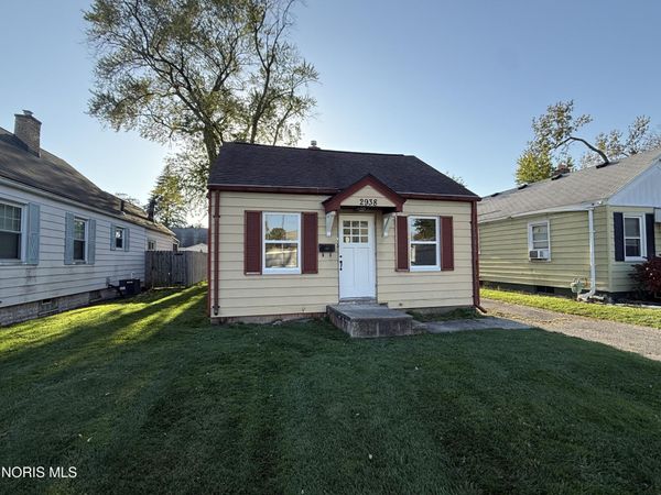 2938 Chipplegate Road , Toledo, OH 43614