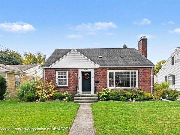 2624 Lasalle Gardens , Lansing, MI 48912