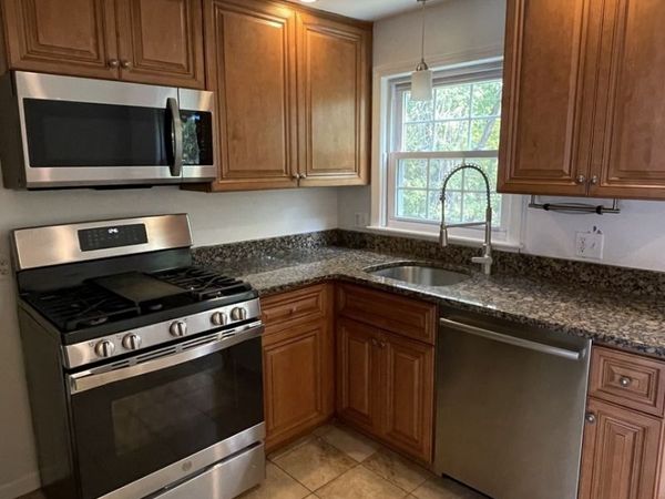 55 Clough Rd, Unit 55, Dedham, MA 02026