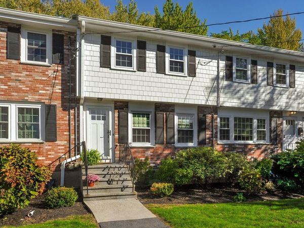 55 Clough Rd, Unit 55, Dedham, MA 02026