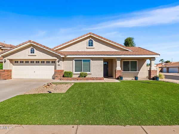 902 W JUANITA Avenue, Gilbert, AZ 85233