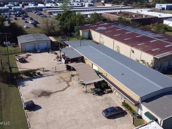 765 E Mcdowell Road, Jackson, MS 39204